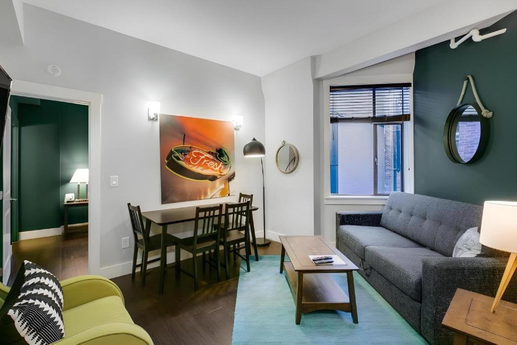 The Oxford Seattle-Downtown Hotel Екстериор снимка