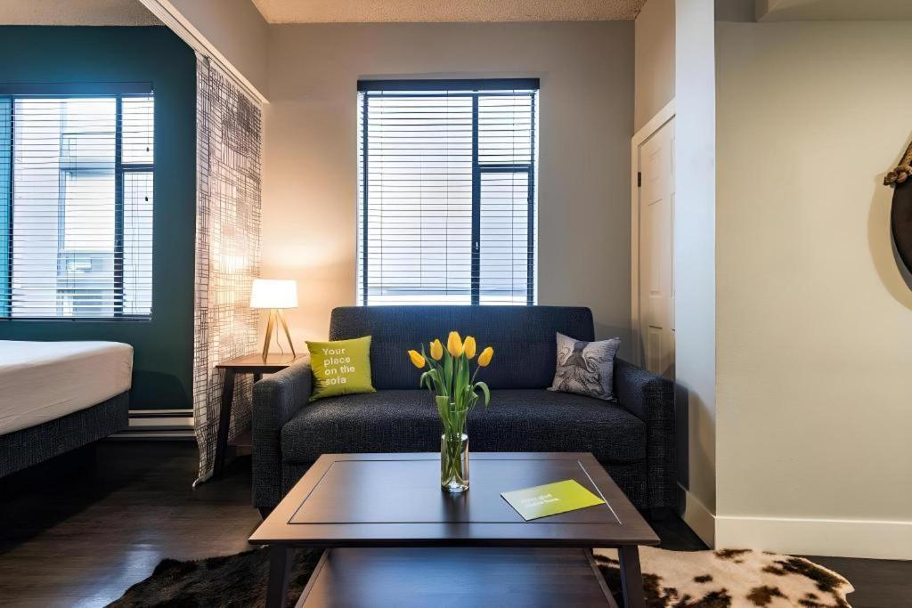 The Oxford Seattle-Downtown Hotel Екстериор снимка