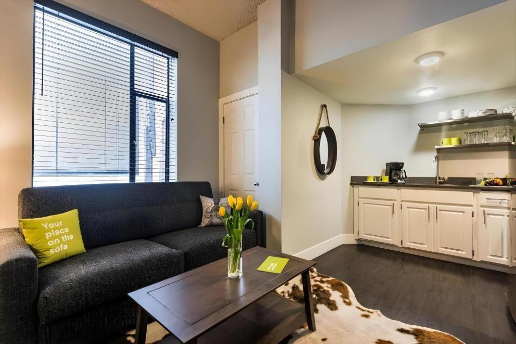 The Oxford Seattle-Downtown Hotel Екстериор снимка