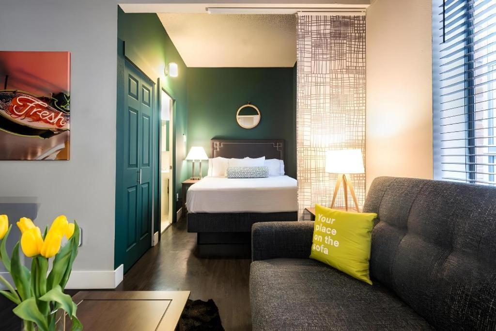 The Oxford Seattle-Downtown Hotel Екстериор снимка